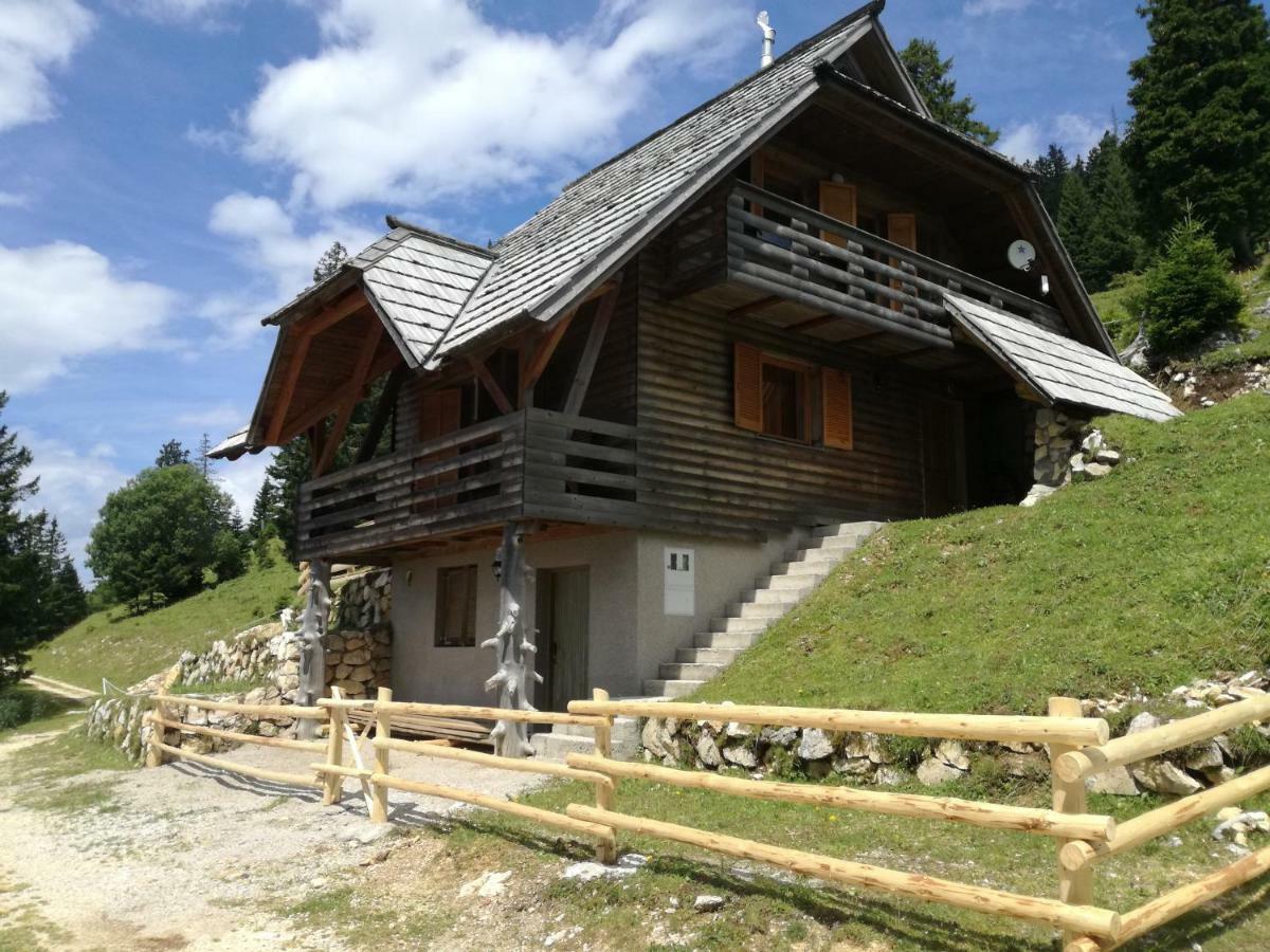 Apartmaji Vrhovnik Cerklje na Gorenjskem Dış mekan fotoğraf