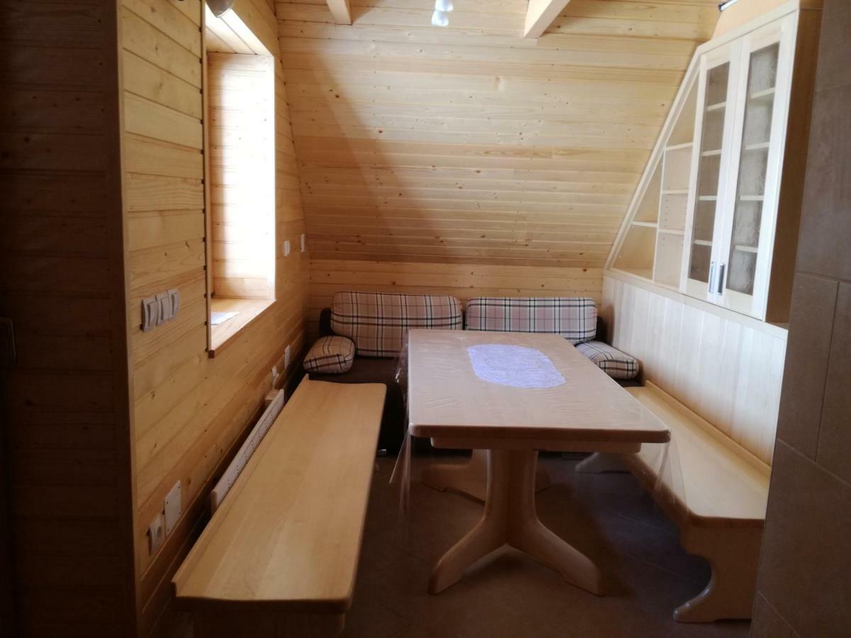 Apartmaji Vrhovnik Cerklje na Gorenjskem Dış mekan fotoğraf